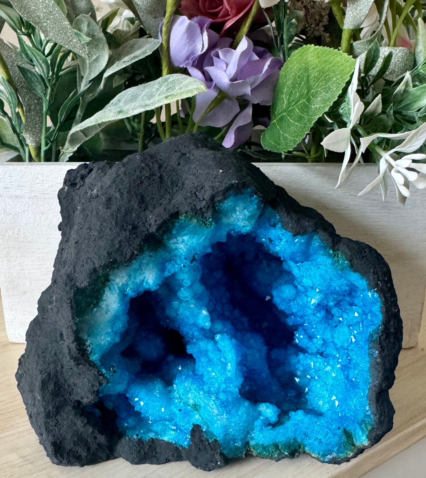 Blue Quartz Geode (Dyed)