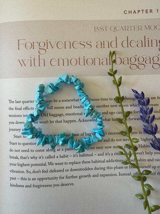 Blue Howlite Chip Bracelet